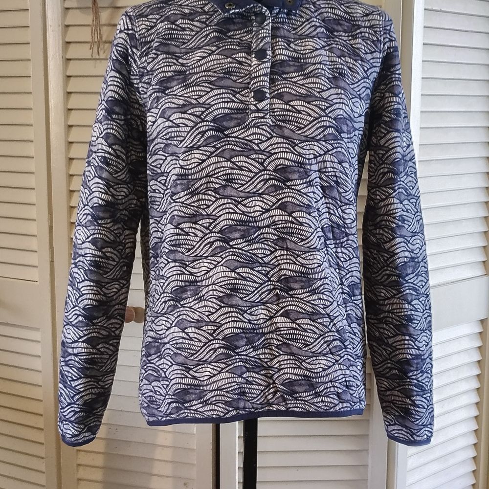 Orvis Quilted Pullover Sweatshirt Size S – Navy White Wave Print – Like New